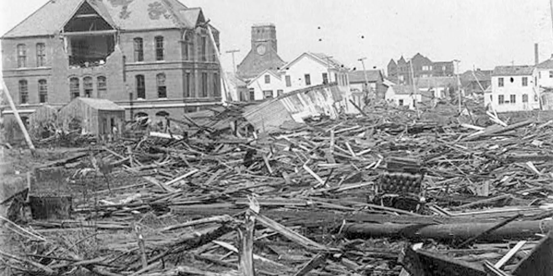 September 8. Estimates state that between 6,000 to 12,000 died in the Galveston Hurricane, while most “official” estimates are 8,000 fatalities.
Credit: U.S. Census Bureau