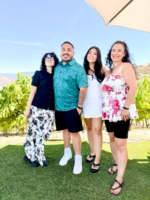 Samantha, Michael, Alyssa, and Cassandra (L to R) celebrate Father's Day together at the Oak Mountain Winery in Temecula. 
Credit: Lisa Zambrano
